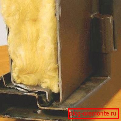 дзвярны уцяпляльнік