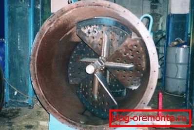 Апарат для ўважлівага змешвання ўсіх неабходных кампанентаў