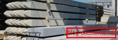 Бетонныя палі бываюць розных відаў і робяць з выкарыстаннем розных марак раствора Бетонныя палі бываюць розных відаў і робяць з выкарыстаннем розных марак раствора