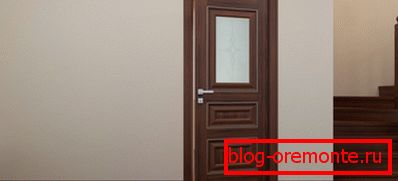 Дзвярное палатно з візуальна вылучанымі калёвками