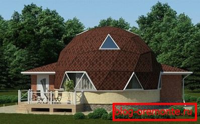 Фота дома з купальнай дахам Фота дома з купальнай дахам