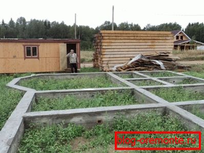 Фота падмурка істужачнага, найбольш папулярнага. Фота падмурка істужачнага, найбольш папулярнага.
