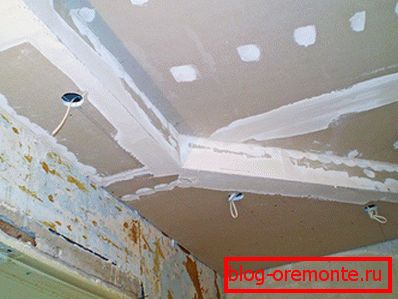 Столь з зашпаклевать швамі Столь з зашпаклевать швамі