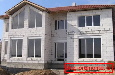Гатовы дом з газаблокі Гатовы дом з газаблокі