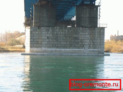 Інструкцыя па будаўніцтве збудаванняў вылучае шэраг патрабаванняў да канструкцыйных матэрыялаў.