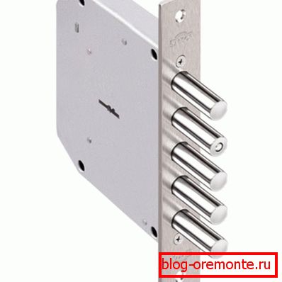 Ўзровень абароны сувальдного замка залежыць ад колькасці наяўных у ім засавак як абраць дзверы сталёвыя