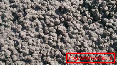 Керамзітабетон валодае значна больш нізкім вагой, чым класічны матэрыял Керамзітабетон валодае значна больш нізкім вагой, чым класічны матэрыял