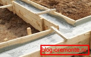Лёгкі мелкозаглубленный істужачны падмурак пад керамзітабетонных дом Лёгкі мелкозаглубленный істужачны падмурак пад керамзітабетонных дом