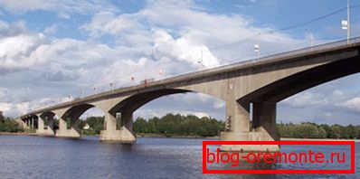 На фота - бетонная канструкцыя На фота - бетонная канструкцыя