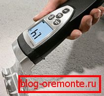 На фота - працэс вызначэння ўзроўню вільготнасці На фота - працэс вызначэння ўзроўню вільготнасці