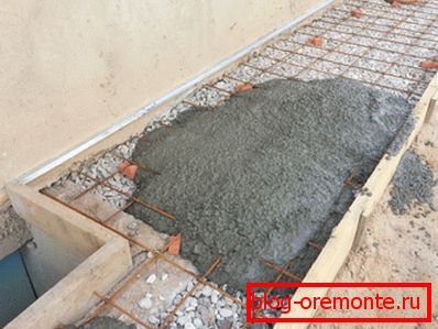 На фота прадстаўлена будучая отмотка з бетону. На фота прадстаўлена будучая отмотка з бетону.