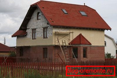 Вонкавае аздабленне хаты з газабетону - абавязковая працэдура. Вонкавае аздабленне хаты з газабетону - абавязковая працэдура.