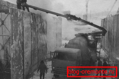 Не думайце, што бетанапомпы - гэта навіна сучаснага будаўнічага свету, ужо ў савецкі час выкарыстоўвалася падобнае абсталяванне Не думайце, што бетанапомпы - гэта навіна сучаснага будаўнічага свету, ужо ў савецкі час выкарыстоўвалася падобнае абсталяванне