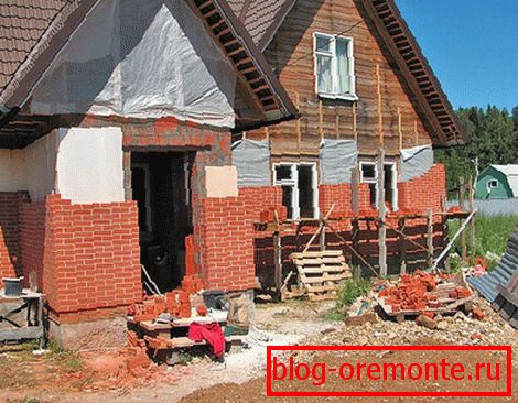 футроўка строения кирпичом