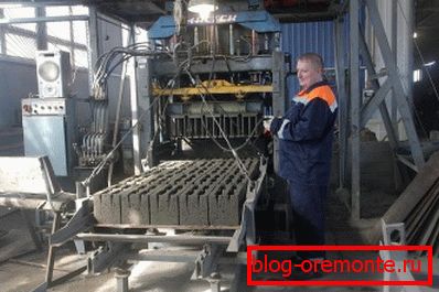 Абсталяванне для вырабу керамзітабетонных блокаў у працы Абсталяванне для вырабу керамзітабетонных блокаў у працы