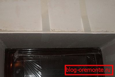 Аздабленне дзвярнога праёму ўваходных дзвярэй з дапамогай гіпсакардону Аздабленне дзвярнога праёму ўваходных дзвярэй з дапамогай гіпсакардону