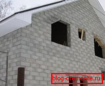Пенобетонные блокі таксама папулярныя для будаўніцтва дома Пенобетонные блокі таксама папулярныя для будаўніцтва дома