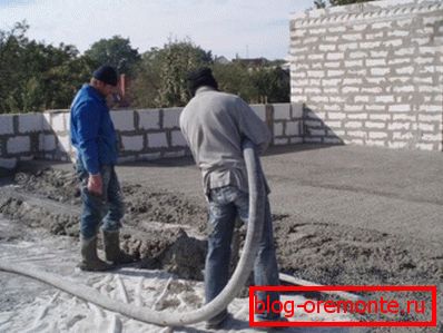 Падлогу з полістыролбетону не аказвае вялікі ціск на падмурак Падлогу з полістыролбетону не аказвае вялікі ціск на падмурак