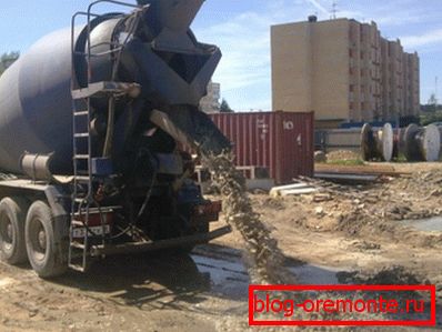 Прывоз бетону ў міксеры Прывоз бетону ў міксеры