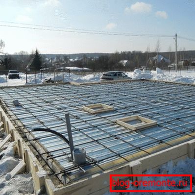 Кладка арматуры перад заліваннем