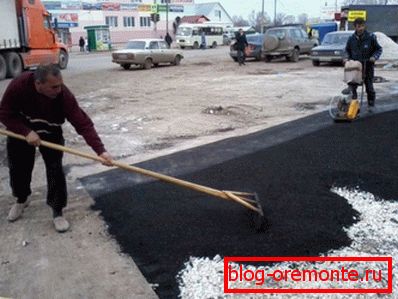 Кладка ўручную.