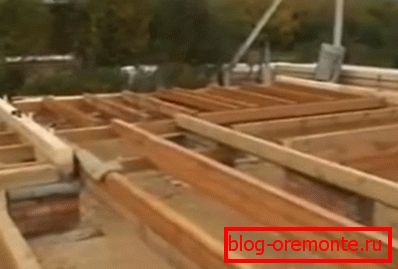 Ўстаноўка акладу і лаг на істужачны падмурак Ўстаноўка акладу і лаг на істужачны падмурак
