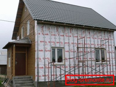 Уцяпленне павінна быць вонкавым і парапранікальнасцю ня саступаць сценам. Уцяпленне павінна быць вонкавым і парапранікальнасцю ня саступаць сценам.