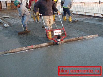 Вібратар для кладкі сцяжак і пліт. Вібратар для кладкі сцяжак і пліт.