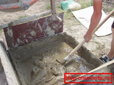 замешіваніе раствора лопатой замешіваніе раствора лопатой
